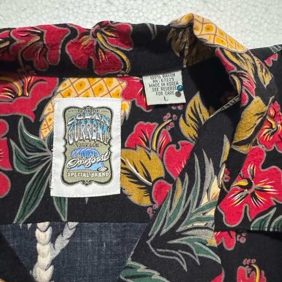 Ocean Current Black Floral Pineapple Shirt - Picture 2 of 2